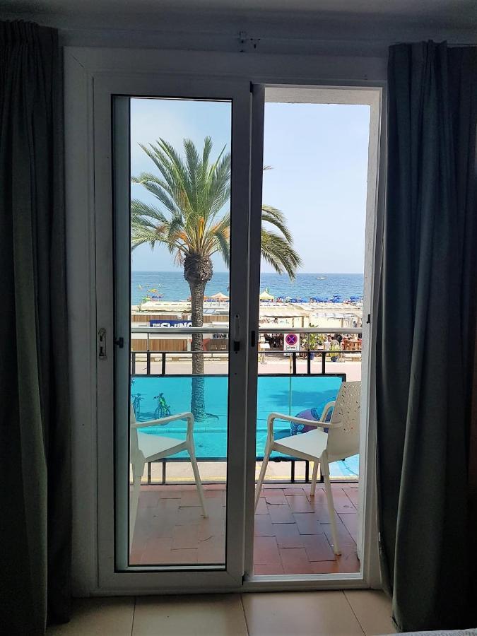 Hostal Mozaik Lloret Lloret de Mar Exterior photo